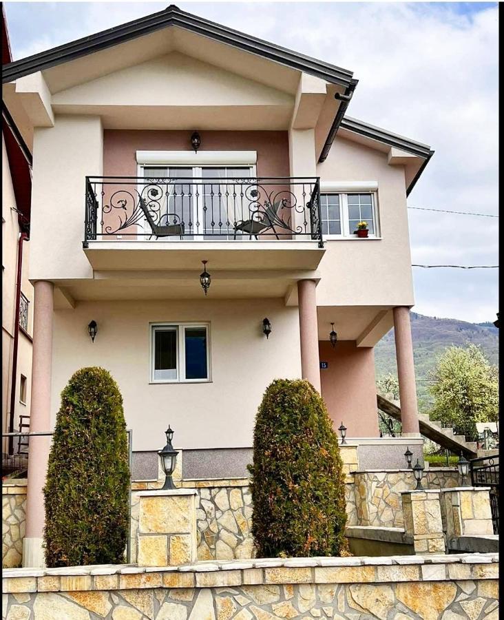 Ema Apartments 플라브 외부 사진