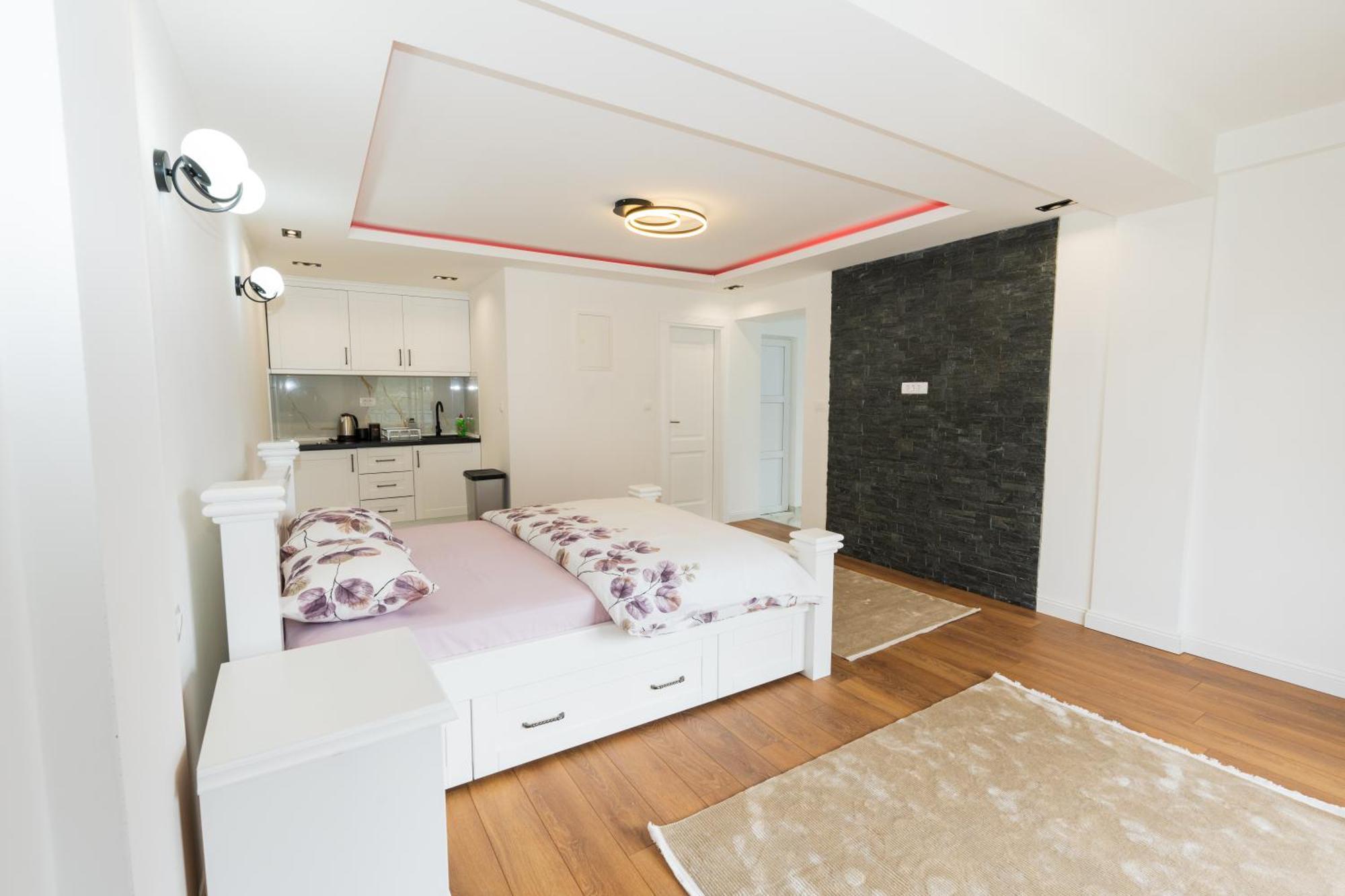 Ema Apartments 플라브 외부 사진