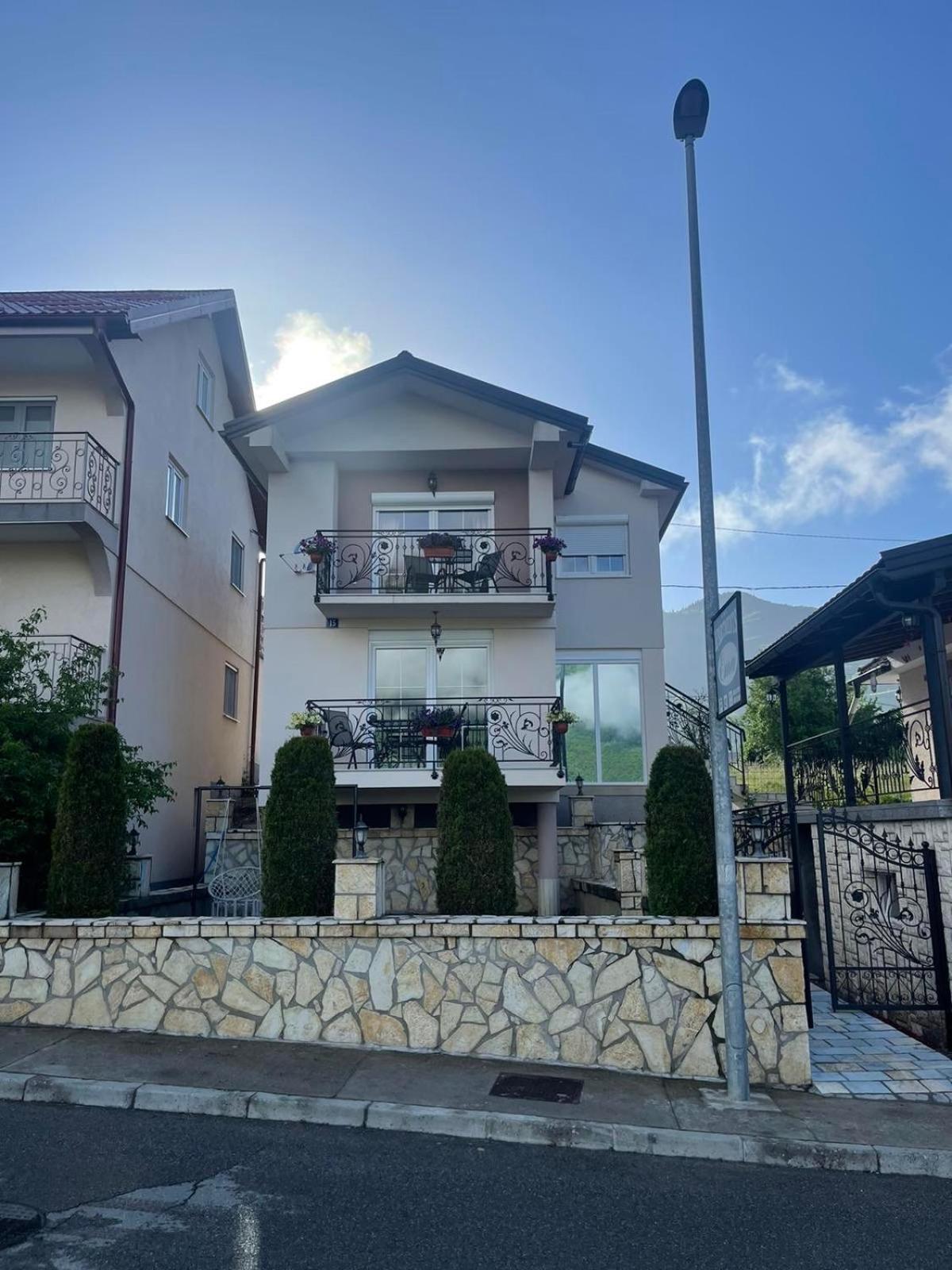 Ema Apartments 플라브 외부 사진
